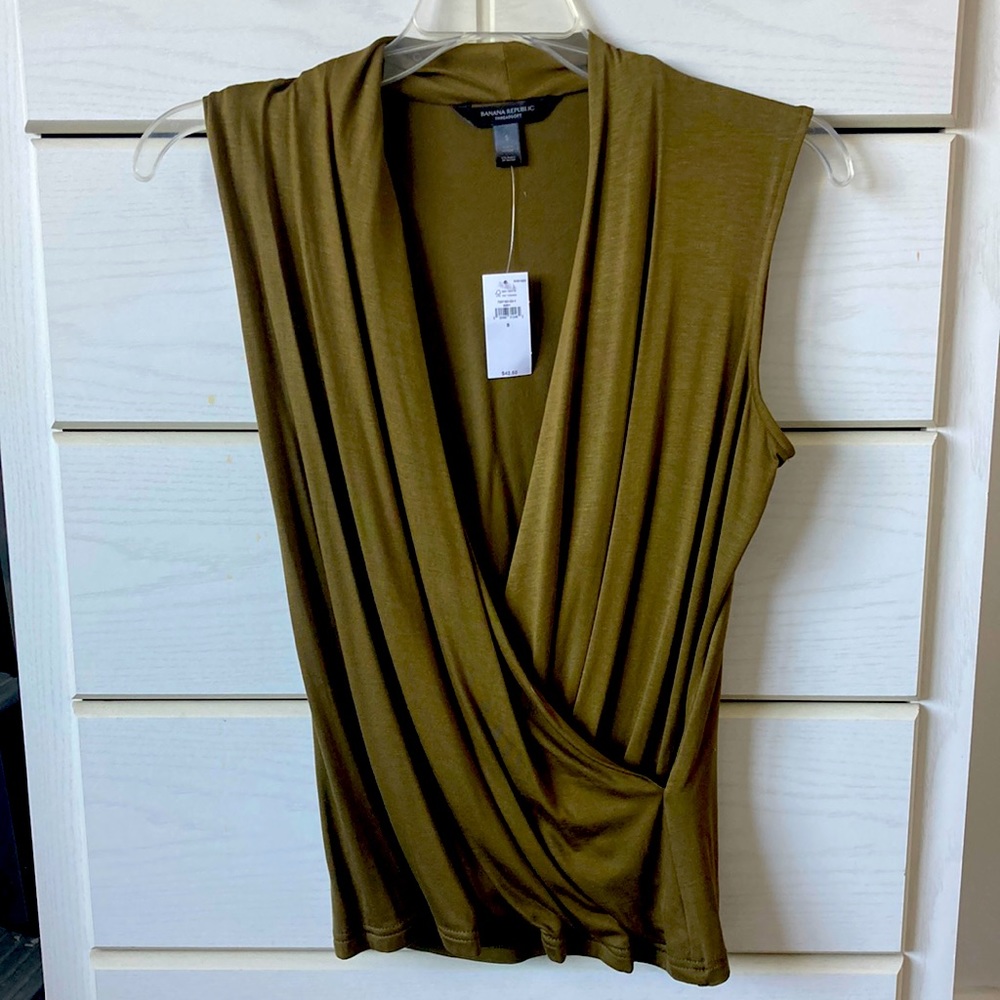 Banana Republic Threadsoft Shirt